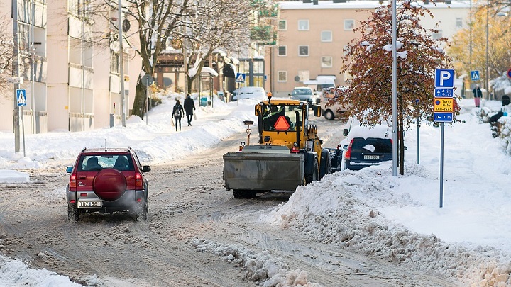 Hiihtoloma alkaa myräkällä – lunta jopa 20 cm ja kamala ajokeli -  Ajansäästäjä