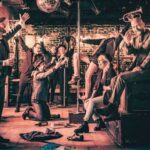 vesterinen-yhtyeineen-hetken-ikuinen-crop